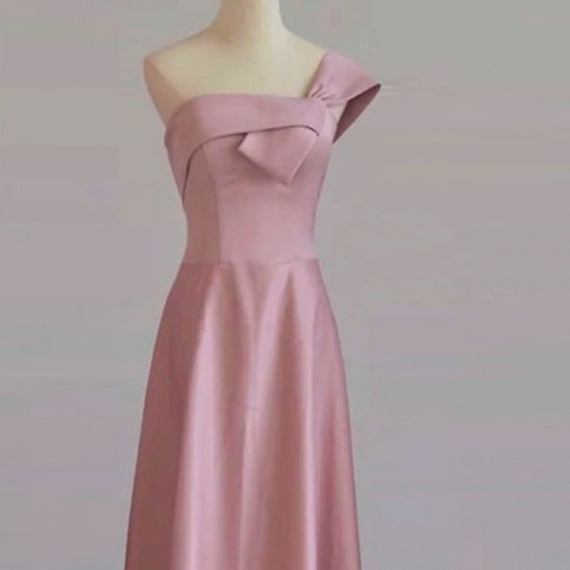 【超人気商品】2024 パーティードレ ウェディング セクシーベルベットイブニングドレスディープ 結婚式 お呼ばれ 披露宴 二次会 ウェディング 発表会 誕生日 演奏会 花嫁 ドレス