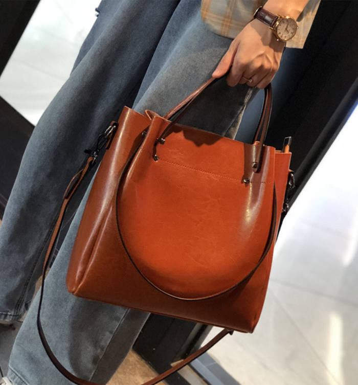 今だけ!トートバッグ 本革 レディース a4 通勤 大きめ ファスナー付き A4対応 2way ハンドバッグ 牛革 通勤バッグ トートバッグ 大容量 弁当 光沢 収納 大きめ 年中 大人 本革バッグ 今だけ!トートバッグ 本革 レディース a4 通勤 大きめ ファスナー付き A4対応 2way ハンドバッグ 牛革 通勤バッグ トートバッグ 大容量 弁当 光沢 収納 大きめ 年中 大人 本革バッグ