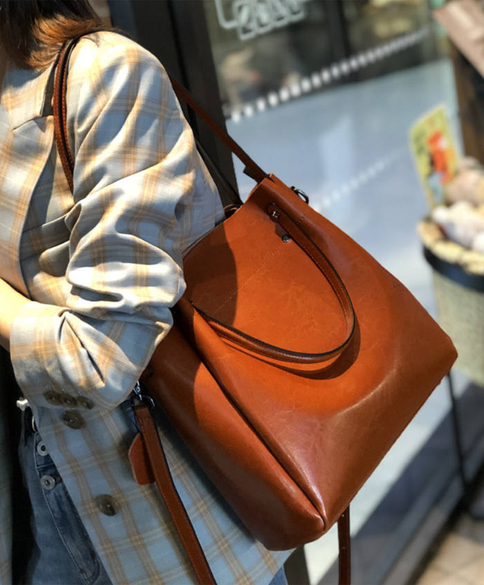 今だけ!トートバッグ 本革 レディース a4 通勤 大きめ ファスナー付き A4対応 2way ハンドバッグ 牛革 通勤バッグ トートバッグ 大容量 弁当 光沢 収納 大きめ 年中 大人 本革バッグ 今だけ!トートバッグ 本革 レディース a4 通勤 大きめ ファスナー付き A4対応 2way ハンドバッグ 牛革 通勤バッグ トートバッグ 大容量 弁当 光沢 収納 大きめ 年中 大人 本革バッグ