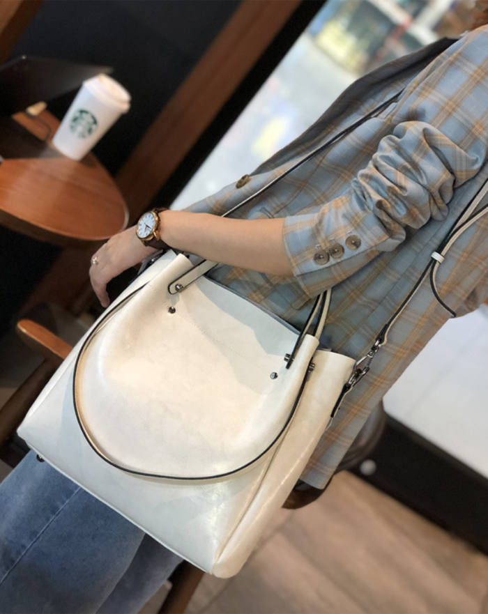 今だけ!トートバッグ 本革 レディース a4 通勤 大きめ ファスナー付き A4対応 2way ハンドバッグ 牛革 通勤バッグ トートバッグ 大容量 弁当 光沢 収納 大きめ 年中 大人 本革バッグ 今だけ!トートバッグ 本革 レディース a4 通勤 大きめ ファスナー付き A4対応 2way ハンドバッグ 牛革 通勤バッグ トートバッグ 大容量 弁当 光沢 収納 大きめ 年中 大人 本革バッグ