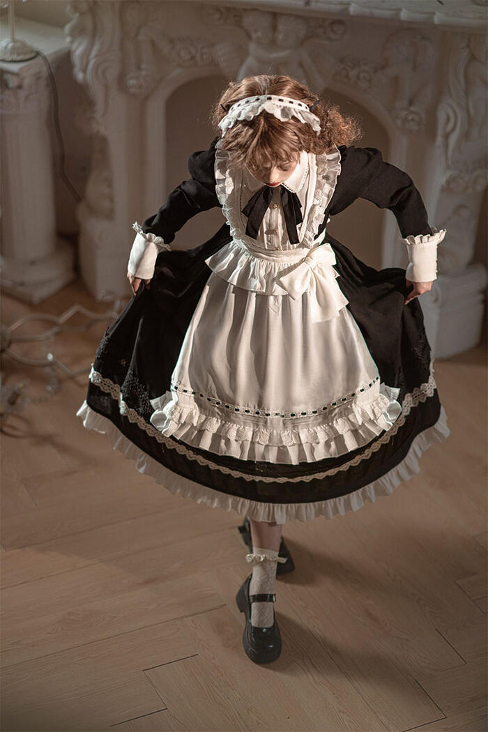 【急速出荷】ロリータ メイド 3点セット 秋冬 長袖 コスプレ ワンピース エプロン ゴシック 可愛い エレガント 華麗 豪華 ふんわり スカート ボリューム メイド服 メイド喫茶 メイドカフェ レデ