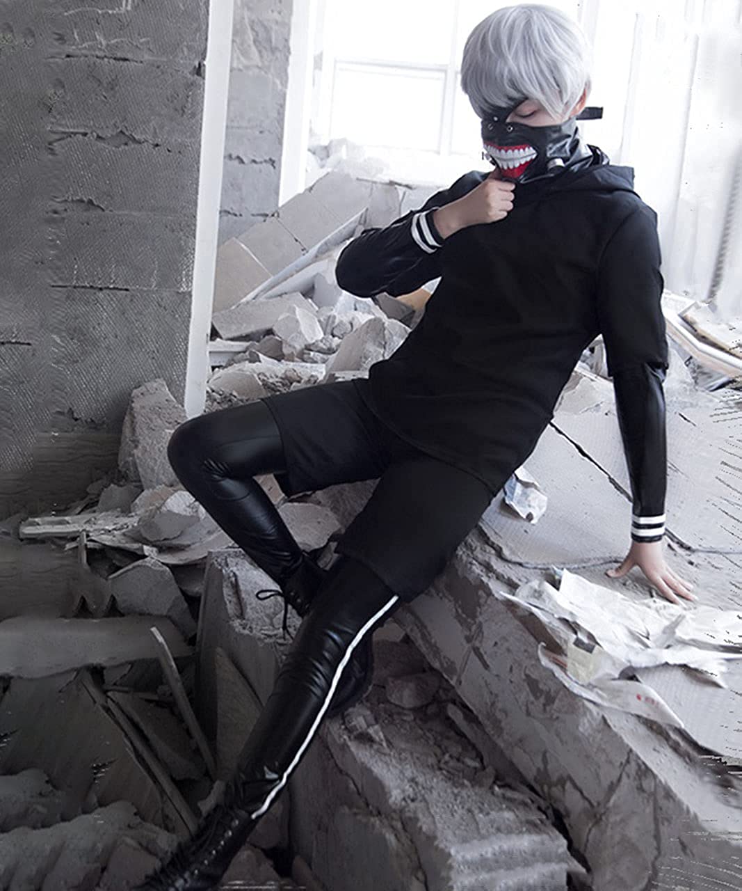 金木研(ムカデ)コスプレ東京喰種 金木研(ムカデ)コスプレ東京喰種