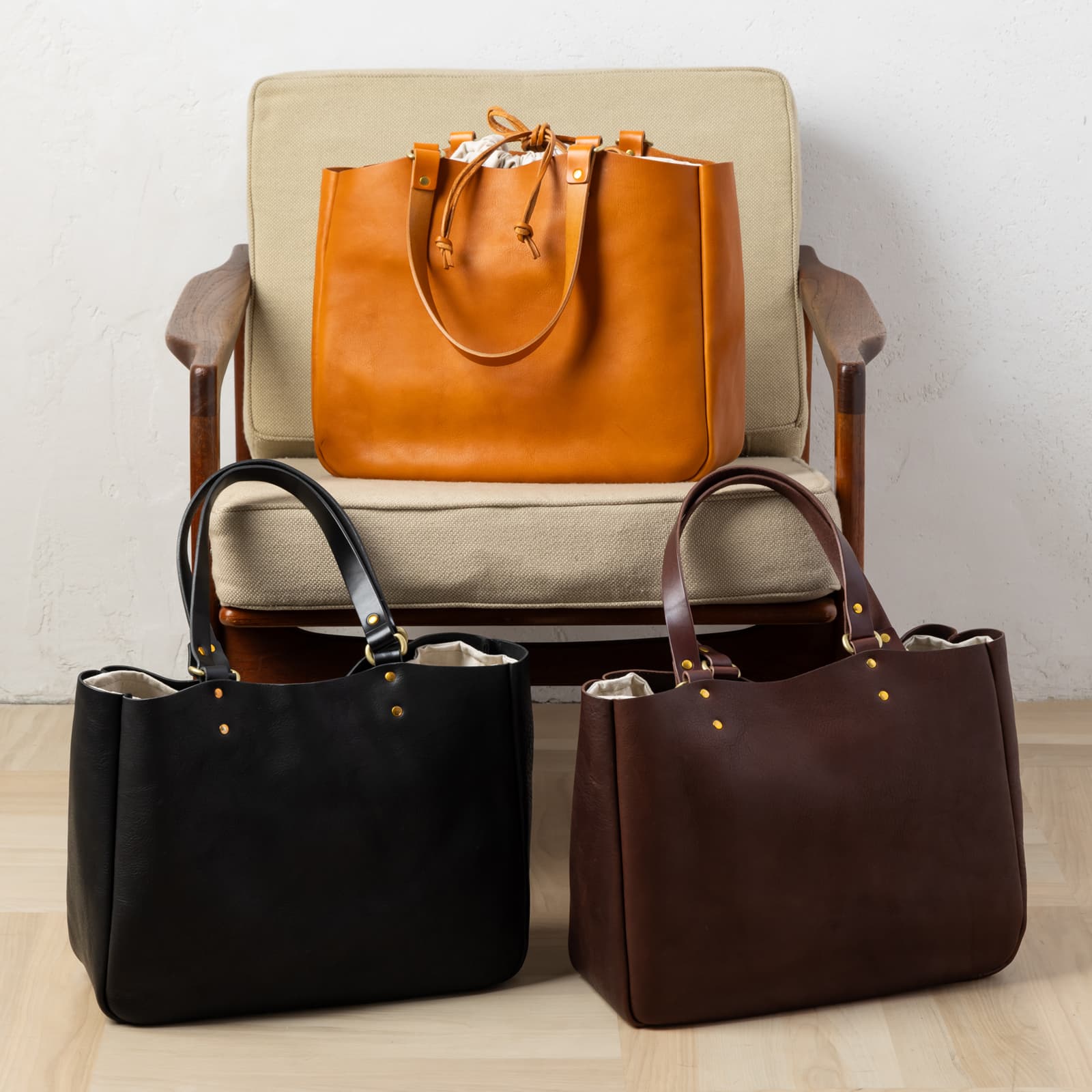 バッグ トートバッグ TOTEBAG WIDTH TYPE BONO メンズ レディース レザー 本革 牛革 通勤 通学 仕事 旅行 実用的 軽量 大容量 大きめ 肩掛け プレゼント ギフト 日本製