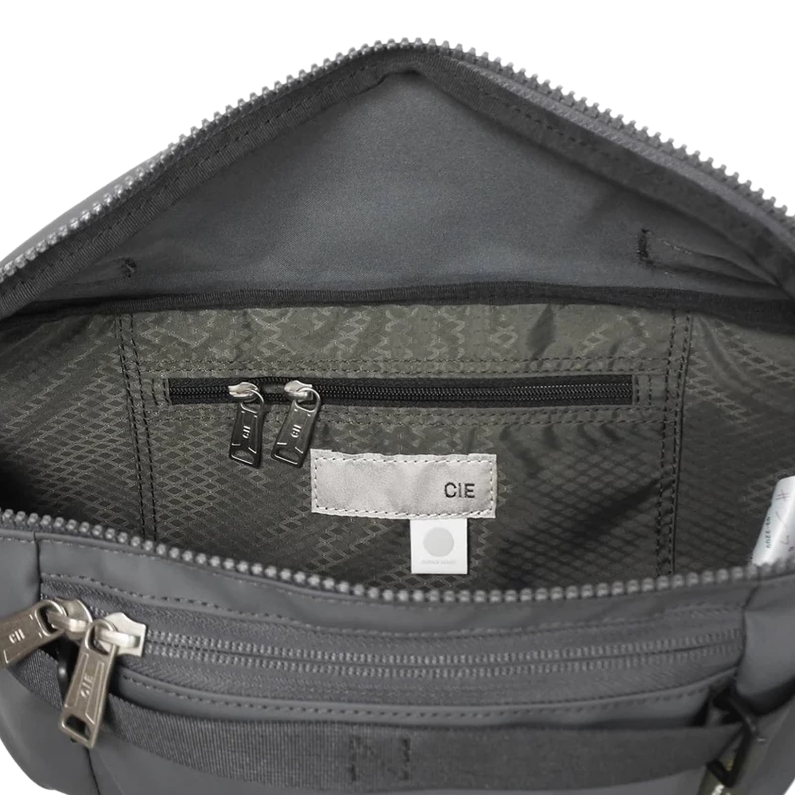 バッグ ウエストバッグ ボディバッグ ウエストパック グリッド3 メンズ レディース 通学 通勤 防水性 軽量 大容量 斜め掛け 肩掛け 旅行 ブランド おしゃれ かわいい シンプル ブラック 黒 バッグ ウエストバッグ ボディバッグ ウエストパック グリッド3 メンズ レディース 通学 通勤 防水性 軽量 大容量 斜め掛け 肩掛け 旅行 ブランド おしゃれ かわいい シンプル ブラック 黒