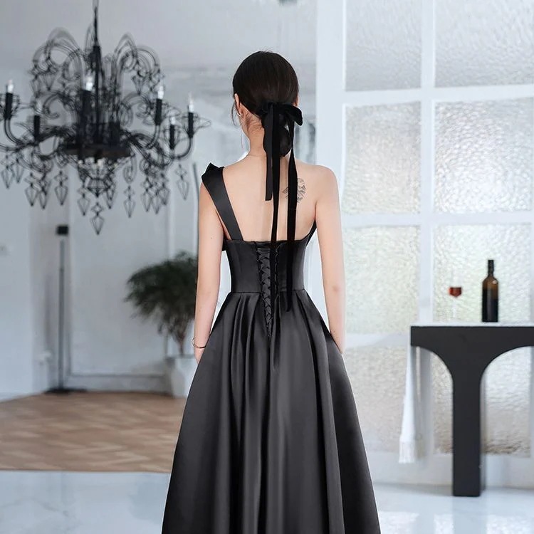 ブラックサテン生地蝶結び高級感気質ワンピース /パーティー/二次会ワンピース/フォーマルワンピース/成人式/卒業式/披露宴/同窓会96 ブラックサテン生地蝶結び高級感気質ワンピース /パーティー/二次会ワンピース/フォーマルワンピース/成人式/卒業式/披露宴/同窓会96