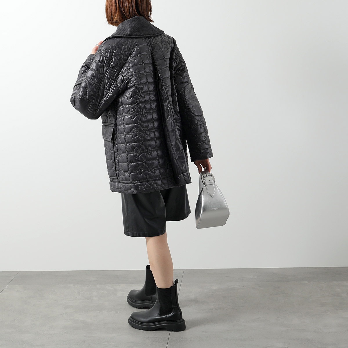 GANNI ガニー キルティングジャケット Shiny Quilt Midi Jacket W0343 W0397 レディース ブルゾン 中綿 軽量 ミディ丈 カラー2色 GANNI ガニー キルティングジャケット Shiny Quilt Midi Jacket W0343 W0397 レディース ブルゾン 中綿 軽量 ミディ丈 カラー2色