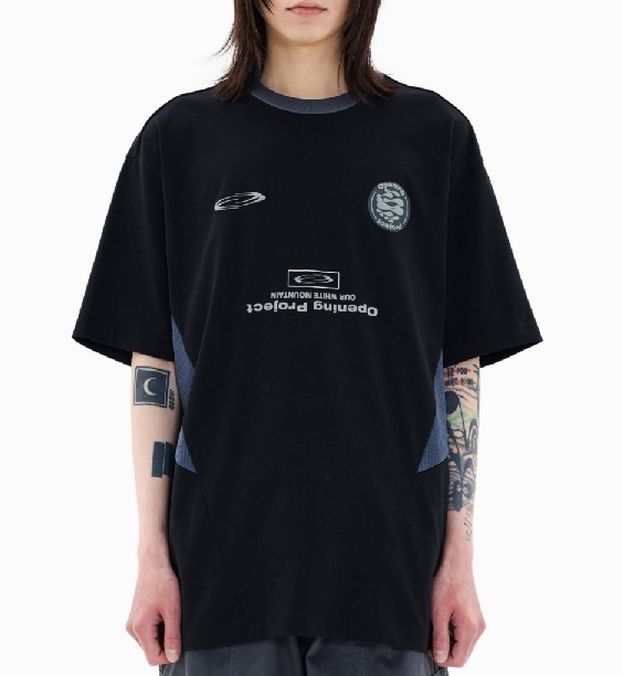 Red velvet SEULGI着用 Team Play T Shirt (2 COLORS