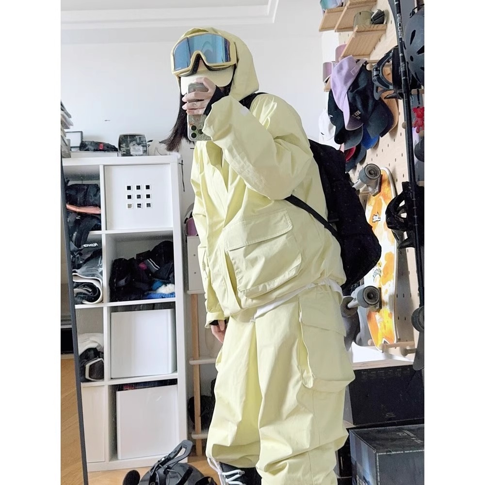 スノーボードウェア 2024 2025 上下セット メンズ レディース ジャケット アウター パンツ ズボン ゆったり スウェット セットアップ 韓国風 防水スノーウェア スキーウェア スノボウェア スノーボードウェア 2024 2025 上下セット メンズ レディース ジャケット アウター パンツ ズボン ゆったり スウェット セットアップ 韓国風 防水スノーウェア スキーウェア スノボウェア