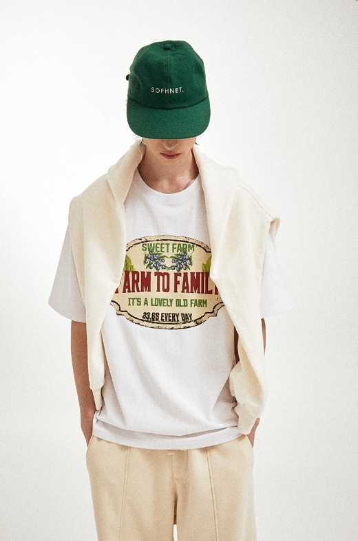 [23.65] FAMILY T-SHIRT