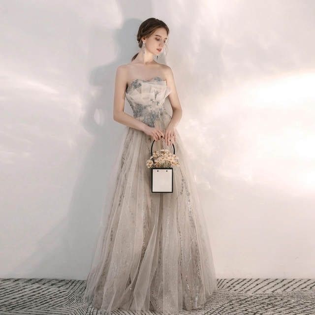 森スタイルのドレス2025エンゲージメントライトウェディングドレスストラップバックストラップバックホストアート試験スカートバンケット 森スタイルのドレス2025エンゲージメントライトウェディングドレスストラップバックストラップバックホストアート試験スカートバンケット