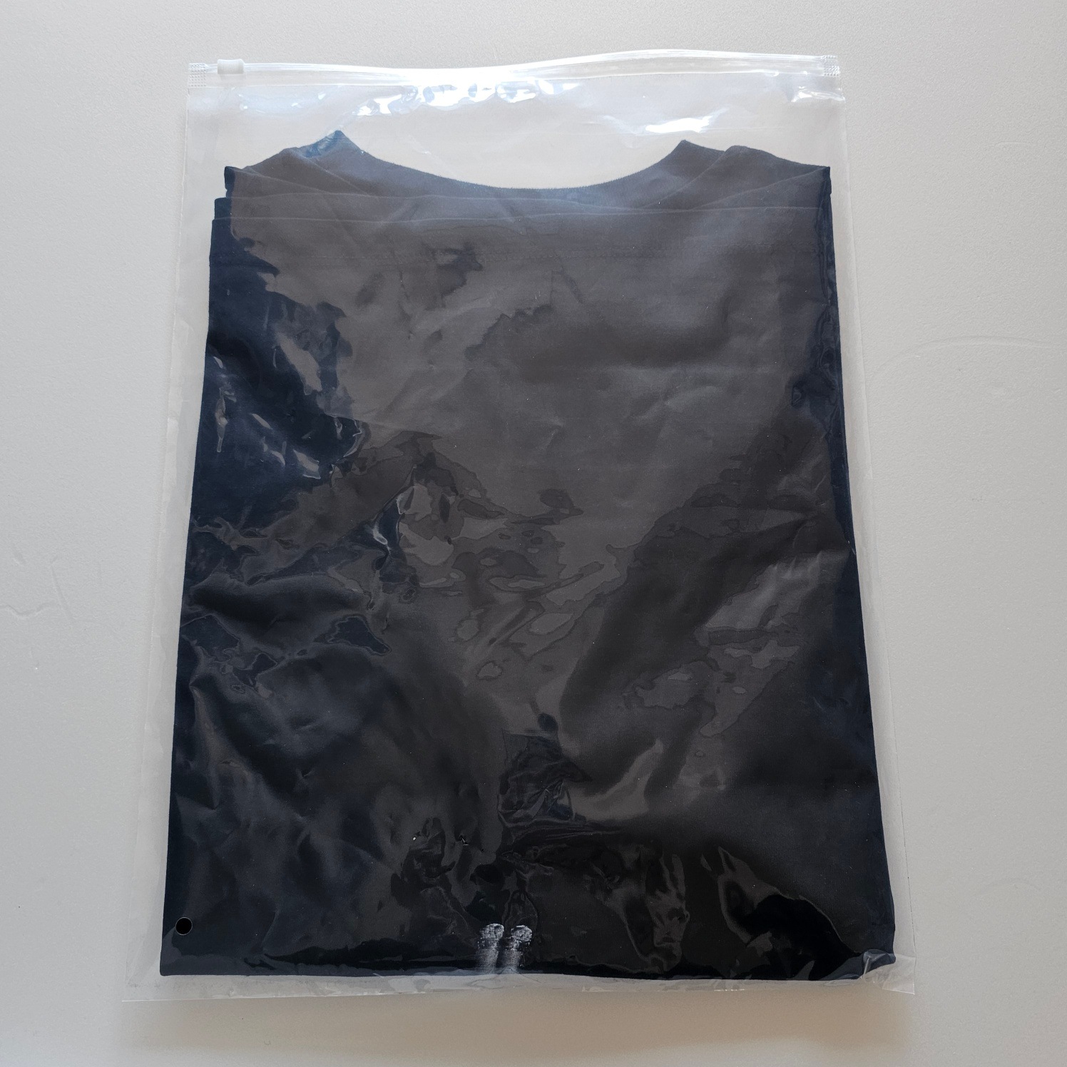 [公式] ROSE [rosie] Pop-Up Store at The Hyundai Seoul MD : Rosie Black T-SHIRT