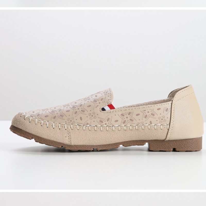 (ニナスパリ)フラワープリントラウンドレザーローファー (ニナスパリ)フラワープリントラウンドレザーローファー