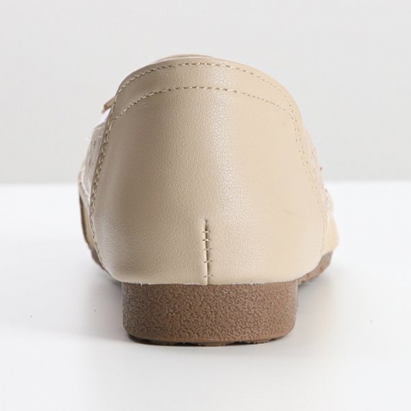 (ニナスパリ)フラワープリントラウンドレザーローファー (ニナスパリ)フラワープリントラウンドレザーローファー