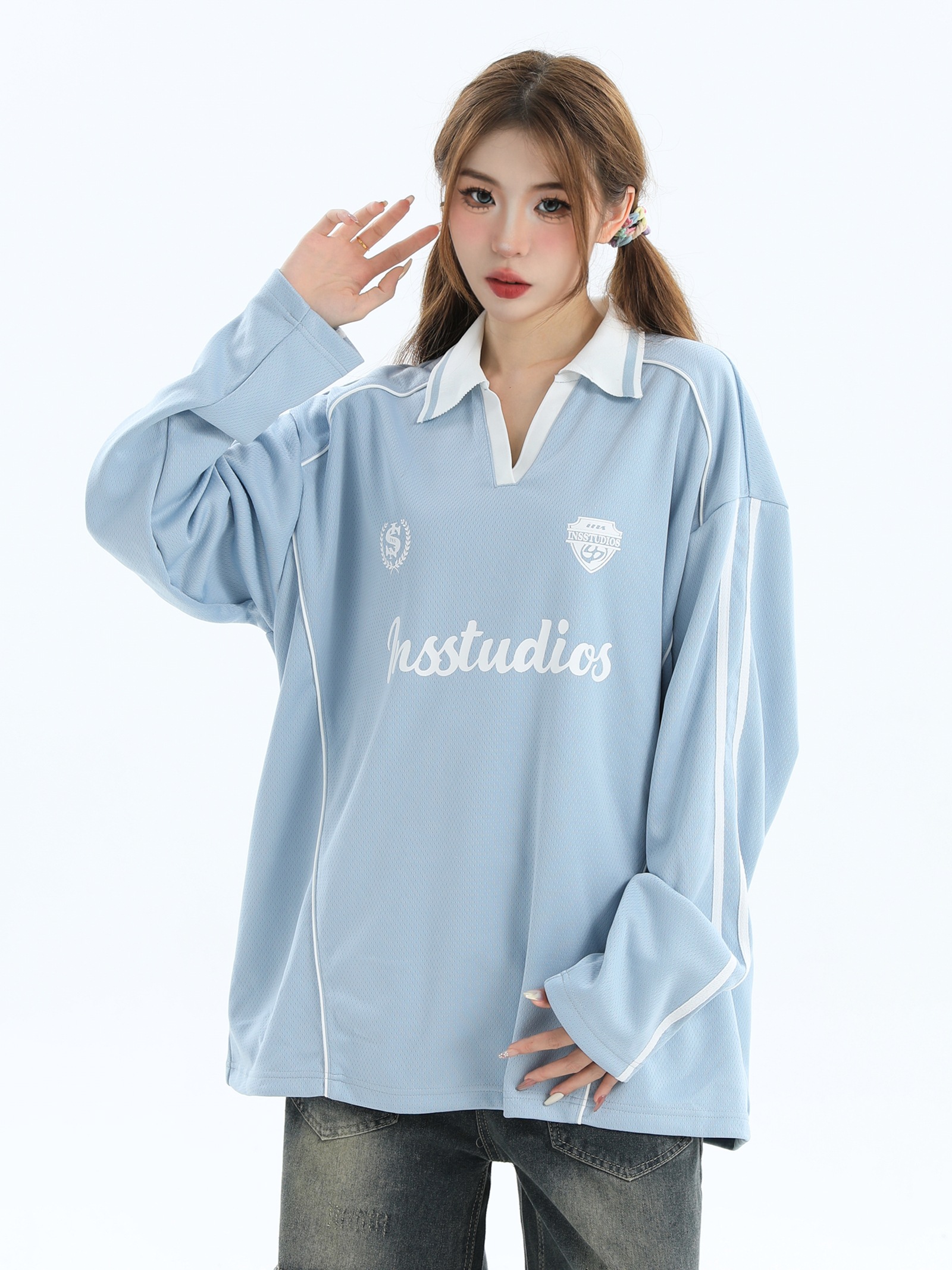 2025秋冬 トップスバイカラー長袖TシャツかわいいVネックK-POP黑白レディース韓国風ロゴルーズゆったりカジュアルおしゃれサイズ袖グラフィックシルエットファッション系サイドシャツフット春スポーツT_10