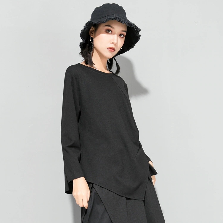 欧米新型の暗い冷淡な個性長袖のtシャツ不規則なレディースブラック