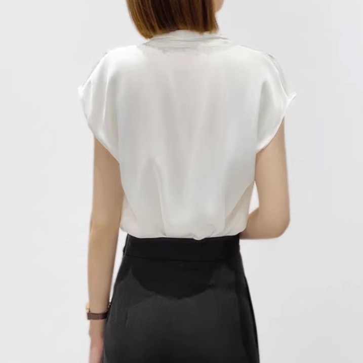 レディース トップス シャツ 半袖 Vネック ストレート Iライン 薄手 かわいい 大人可愛い きれいめ シンプル 上品 おしゃれ こなれ感 クール エレガント 存在感 フォーマル とろみ感 抜け感 レディース トップス シャツ 半袖 Vネック ストレート Iライン 薄手 かわいい 大人可愛い きれいめ シンプル 上品 おしゃれ こなれ感 クール エレガント 存在感 フォーマル とろみ感 抜け感