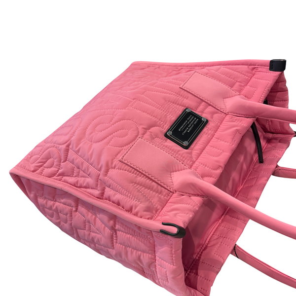 Qoo10] Marc Jacobs ナイロンキルティングトート 4S4HTT