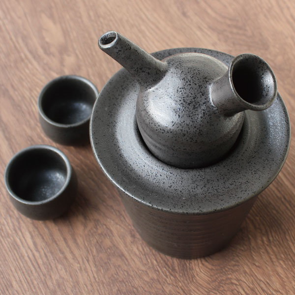 新品 徳利 酒器 陶器 織部? 釉 日本酒 熱燗 美食家 お酒グッズ グルメ 美濃焼 たぬき 酒燗器セット 熱燗 冷酒 かわいい 徳利 おちょこ