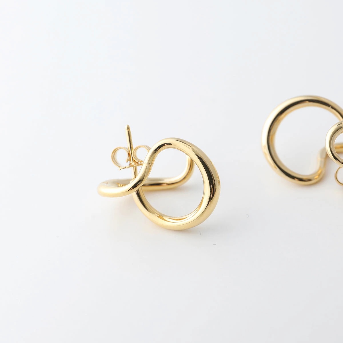 Charlotte Chesnais シャルロットシェネ ピアス BO HANA 22BO119VER レディース アクセサリー VERMEIL】