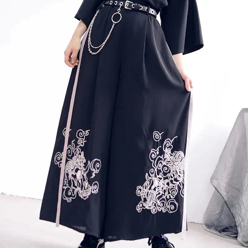 チャイナ風ワイドパンツ ボトムス 刺繍入り 黒いロンパン シフォン 飄逸 チャイナ風ワイドパンツ ボトムス 刺繍入り 黒いロンパン シフォン 飄逸