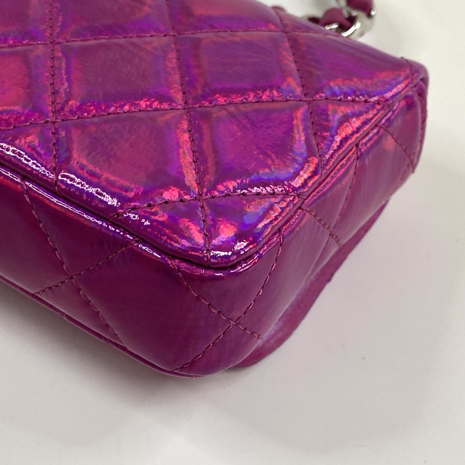 未使用 シャネル CHANEL マトラッセ 2023 イヤーズギフト チャーム 未使用 シャネル CHANEL マトラッセ 2023 イヤーズギフト チャーム