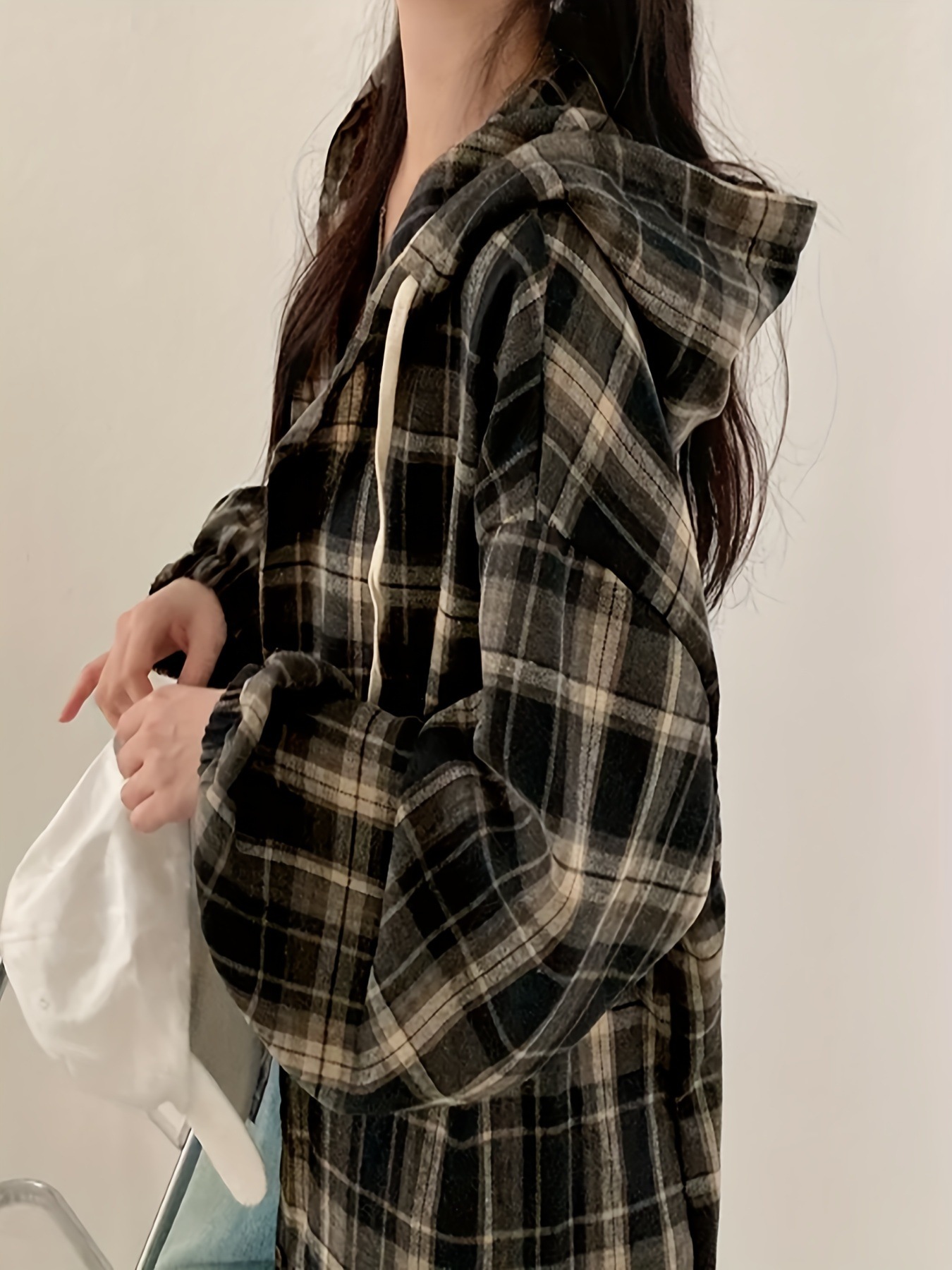 レディース カジュアル ブラック ホワイト チェック フーディー ルーズフィット 長袖 シャツ 非対称裾 ボタンアップ 春 秋 カジュアルウェア レディース カジュアル ブラック ホワイト チェック フーディー ルーズフィット 長袖 シャツ 非対称裾 ボタンアップ 春 秋 カジュアルウェア