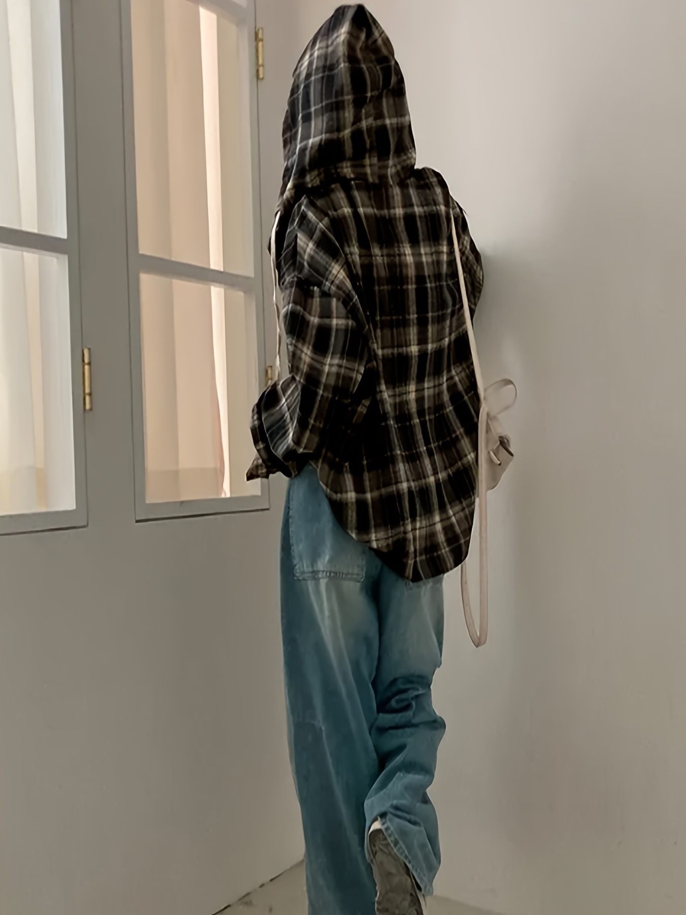 レディース カジュアル ブラック ホワイト チェック フーディー ルーズフィット 長袖 シャツ 非対称裾 ボタンアップ 春 秋 カジュアルウェア レディース カジュアル ブラック ホワイト チェック フーディー ルーズフィット 長袖 シャツ 非対称裾 ボタンアップ 春 秋 カジュアルウェア