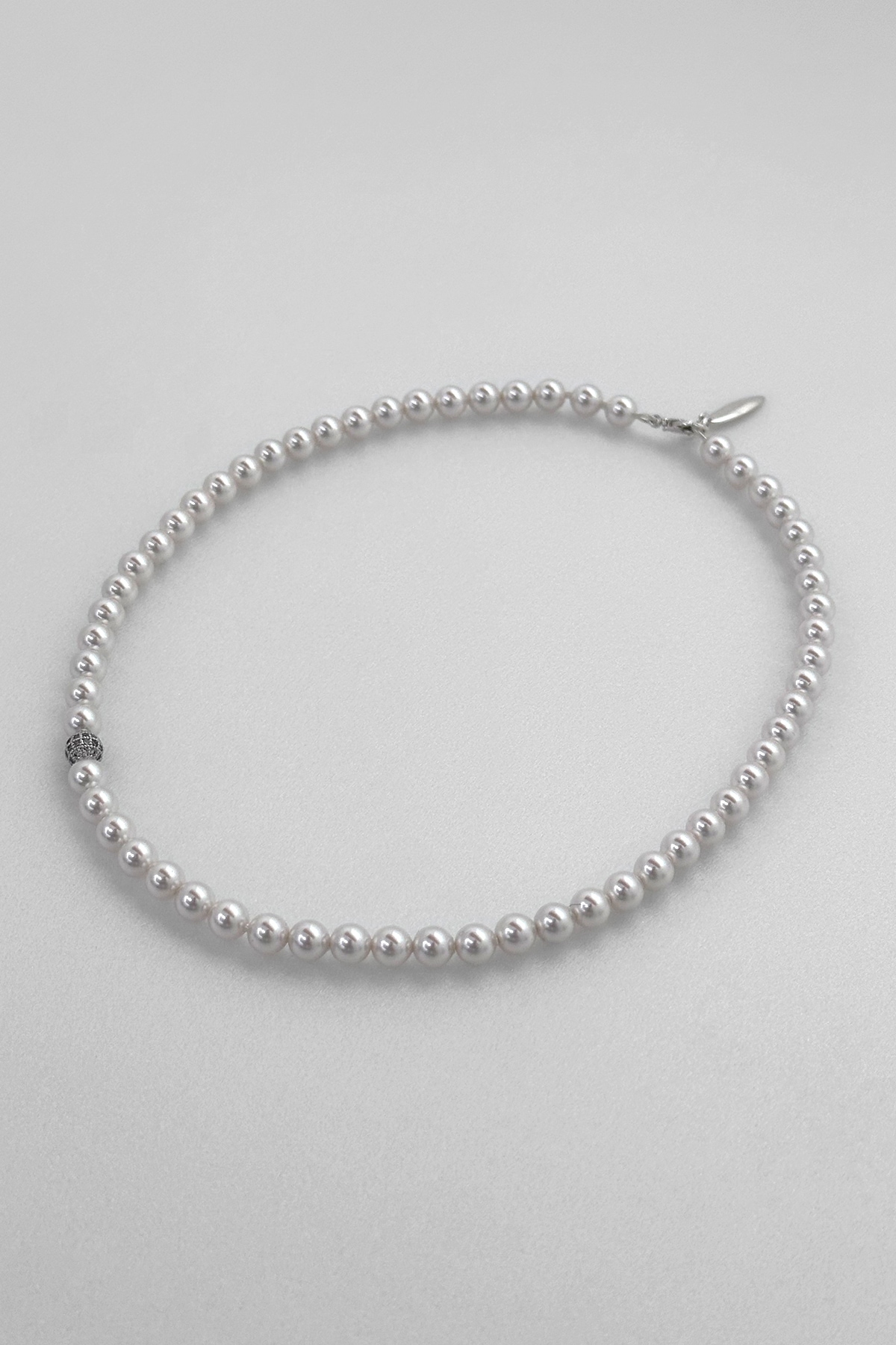 【Monday Edition】24SS SHINY  PEARL NECKLACE PEARL NECKLACE - MONDAY EDITION