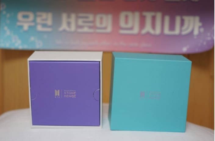Qoo10] ストーンヘンジ BTS x STONEHENgE 防弾少