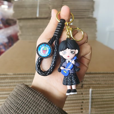 Qoo10] 水曜日のキーホルダー アダムスファミリー : バッグ・雑貨