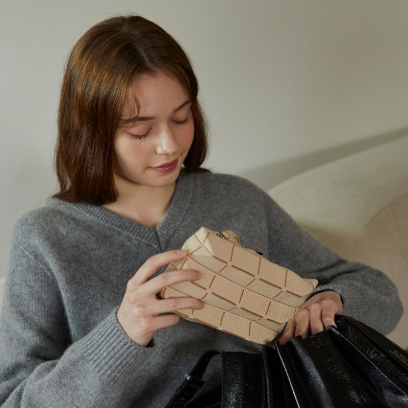 JOSEPH & STACEY ラッキープリーツニットポーチ S グリッド(ALL) JOSEPH & STACEY ラッキープリーツニットポーチ S グリッド(ALL)