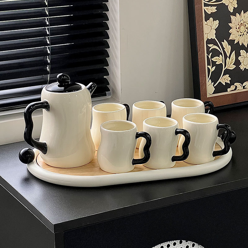 クリーム風陶磁器水具ミルクフーフー遷移プレゼント小人数高級感創意陶磁器カップポットセット クリーム風陶磁器水具ミルクフーフー遷移プレゼント小人数高級感創意陶磁器カップポットセット