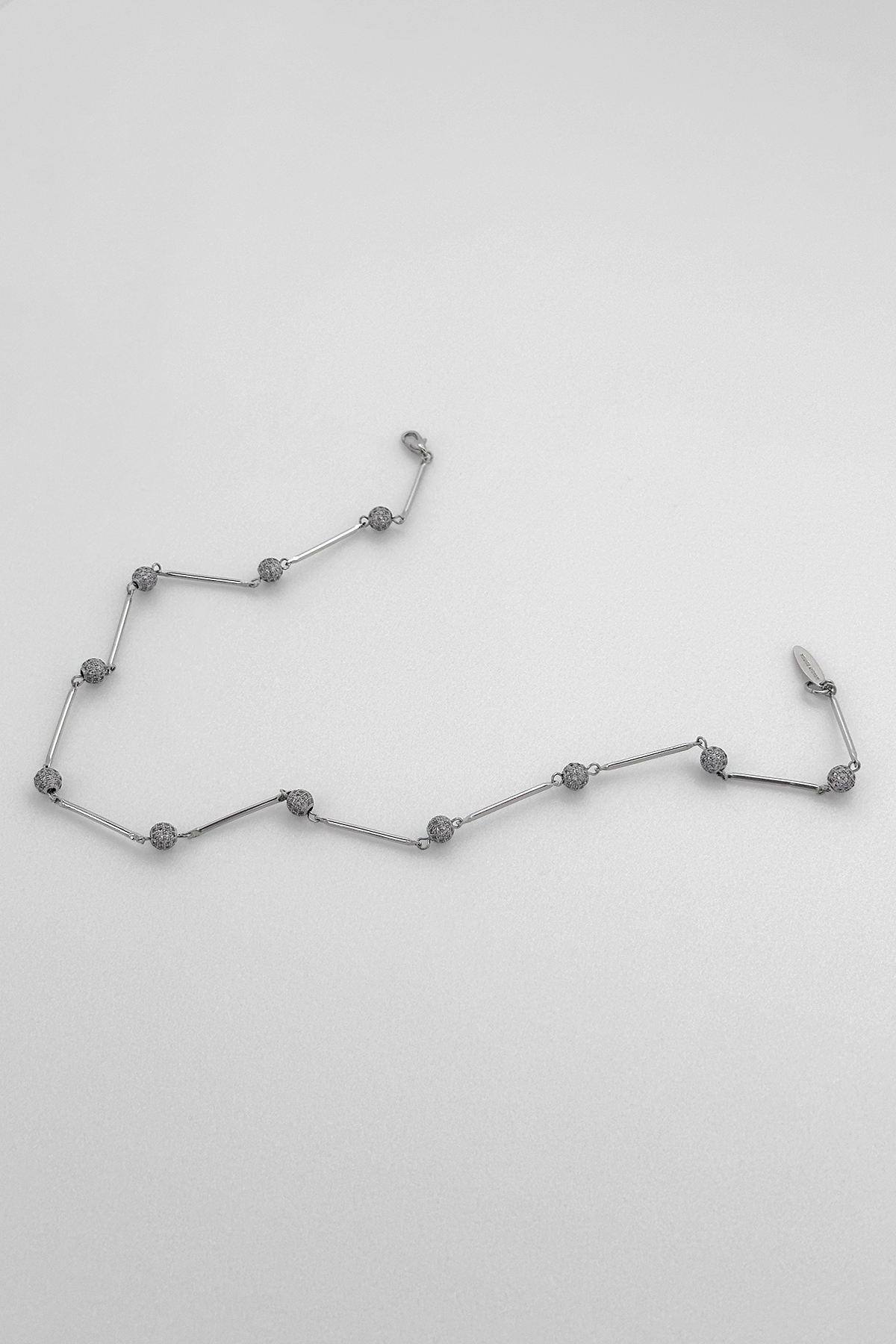 【Monday Edition】24SS SHINY BALLS NECKLACE Monday Edition】24SS SHINY 環境に優しい素材 BALLS NECKLACE