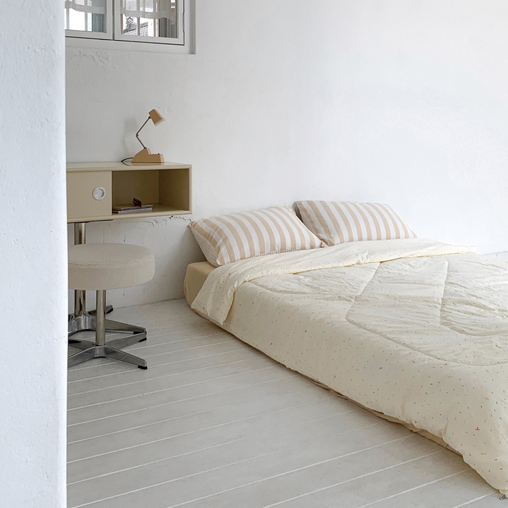 SPRINKLE 掛け布団 寝具 韓国インテリア 綿100% カラフル ラインパターン アイボリー 中綿入り SS/Qサイズ対応 SPRINKLE 掛け布団 寝具 韓国インテリア 綿100% カラフル ラインパターン アイボリー 中綿入り SS/Qサイズ対応