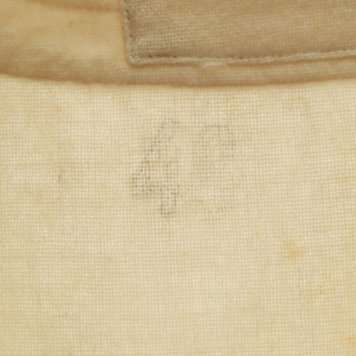 FRENCH ARMY フランス軍 40s 50s ヴィンテージ ノースリーブ Vネック ベスト 46 ベージュ メンズ 古着 FRENCH ARMY フランス軍 40s 50s ヴィンテージ ノースリーブ Vネック ベスト 46 ベージュ メンズ 古着