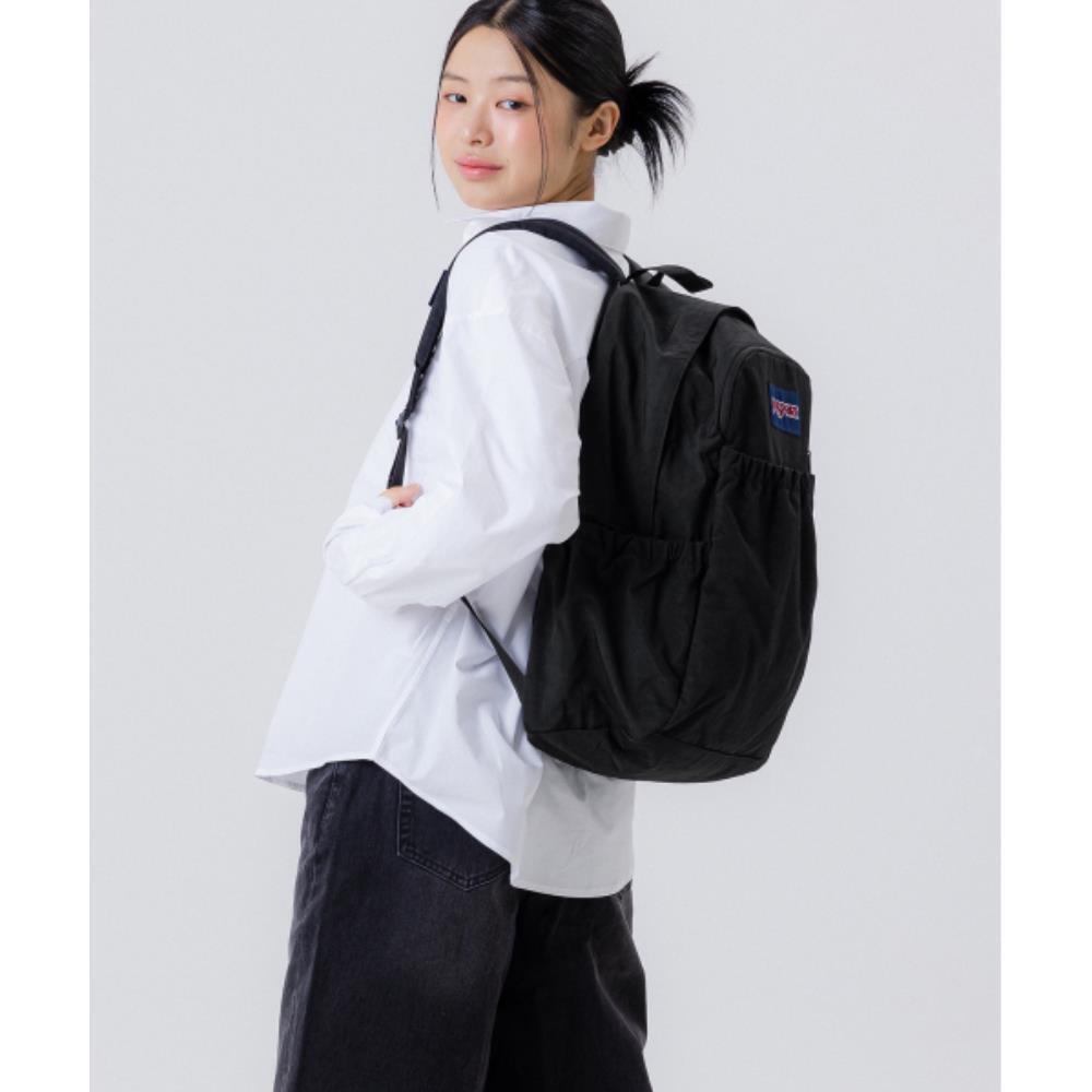 jansport Slouch Pack BLACK JS0A85NV008 jansport Slouch Pack BLACK JS0A85NV008