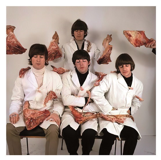 Qoo10] THE BEATLES / REVOLV