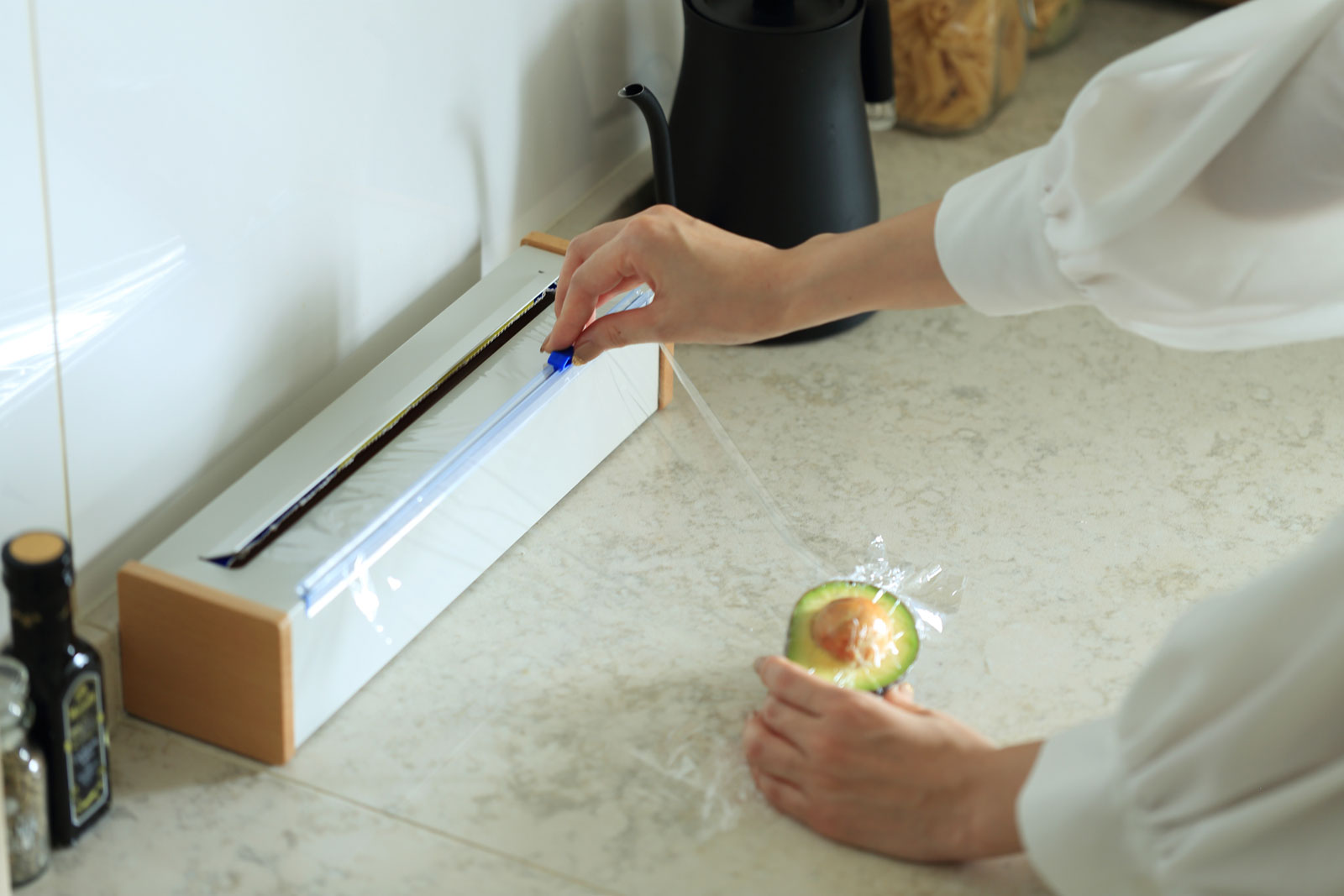 ideacoラップホルダー＆KIRKLANDストレッチタイトフードラップ1箱 イデアコ ラップケース コストコフードラップ用 オフブラック / ideaco