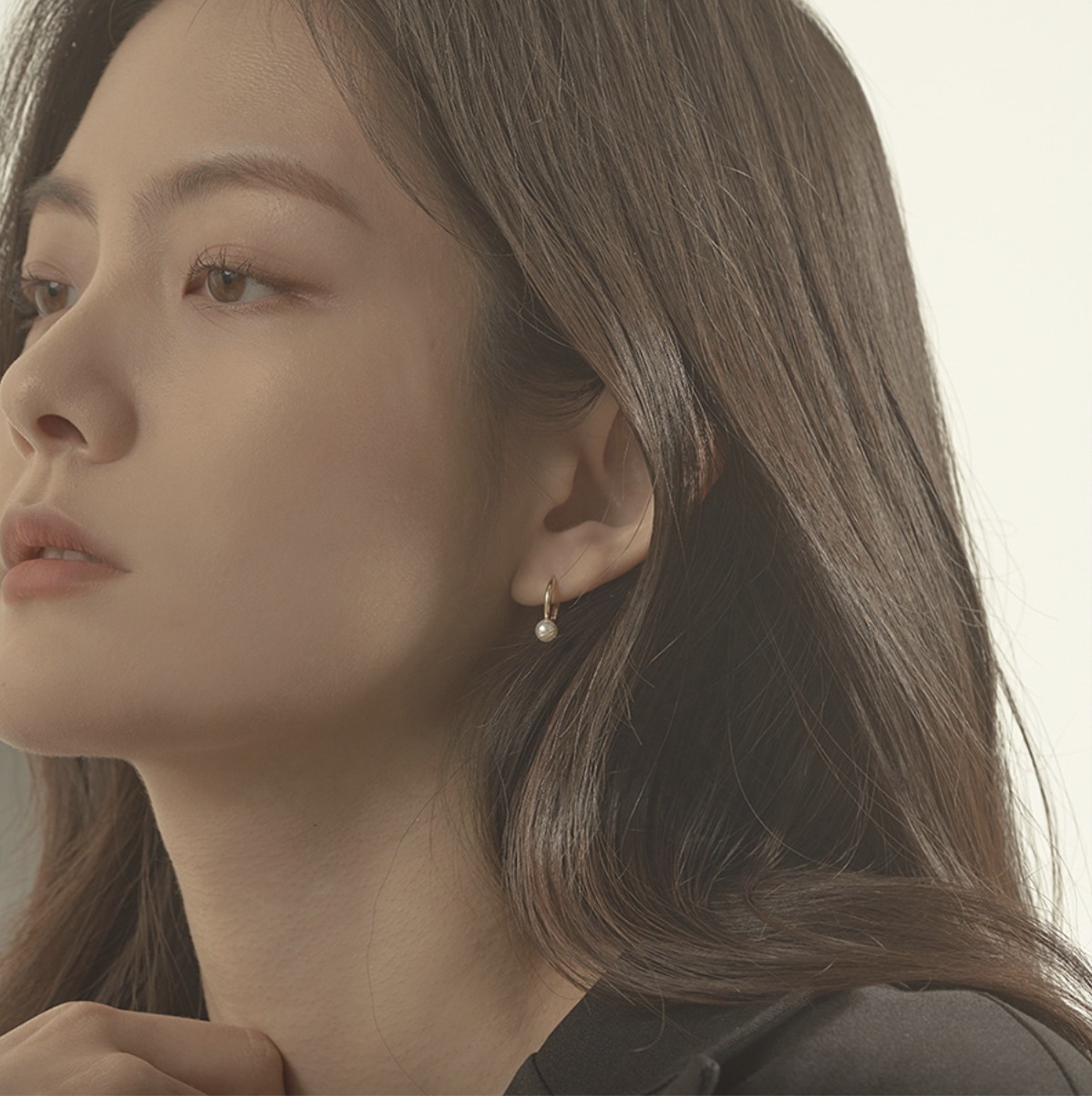 [韓国芸能人着用韓国人気製品]14k デリア パール ワンタッチ リングピアス/韓国ファッション/韓国ファッションスタイル/韓国ストリートファッション/SNSで人気/韓国の人気ブランド