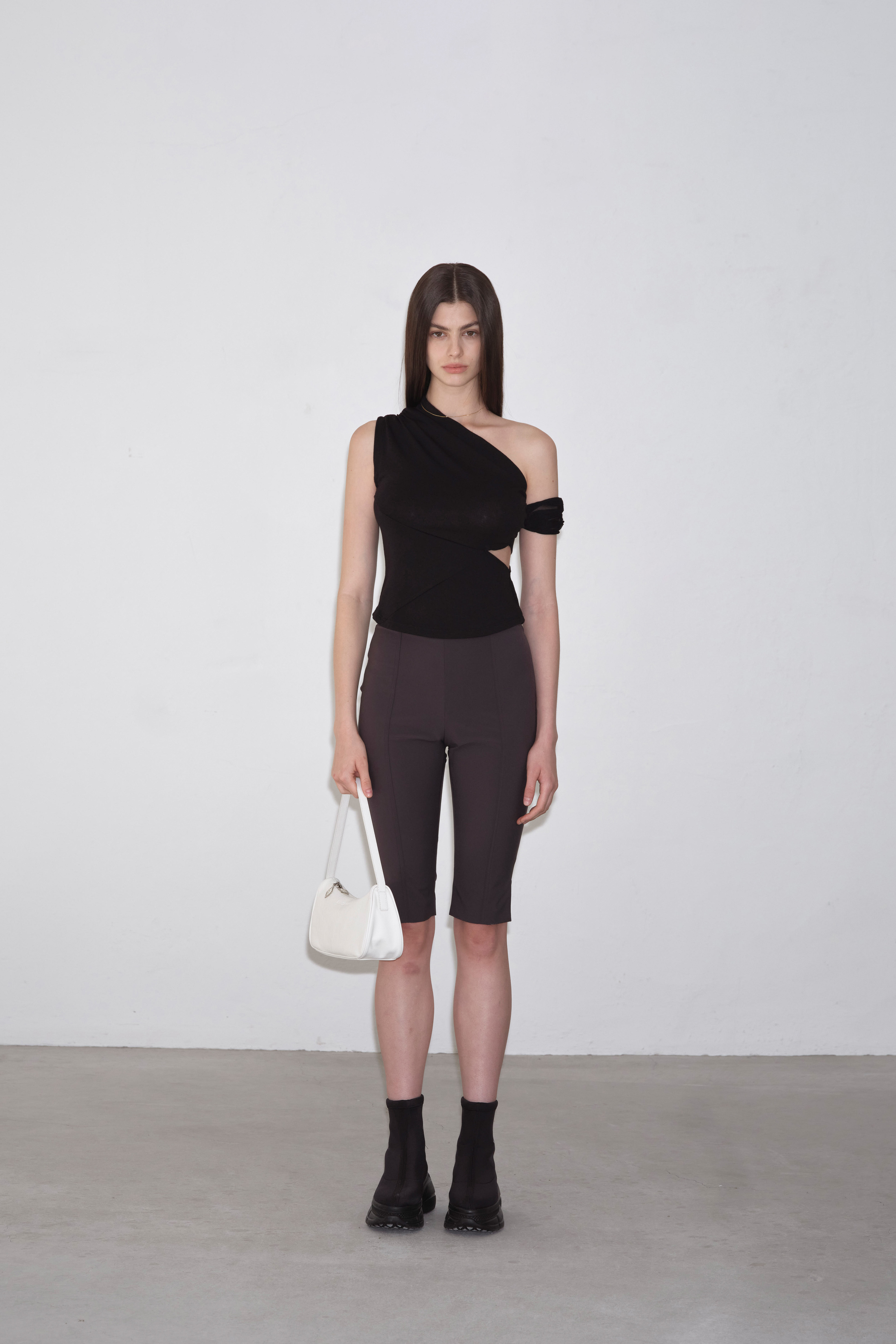 MISCHIEF】 DOWNTOWN SHOULDER BAG : WHITE