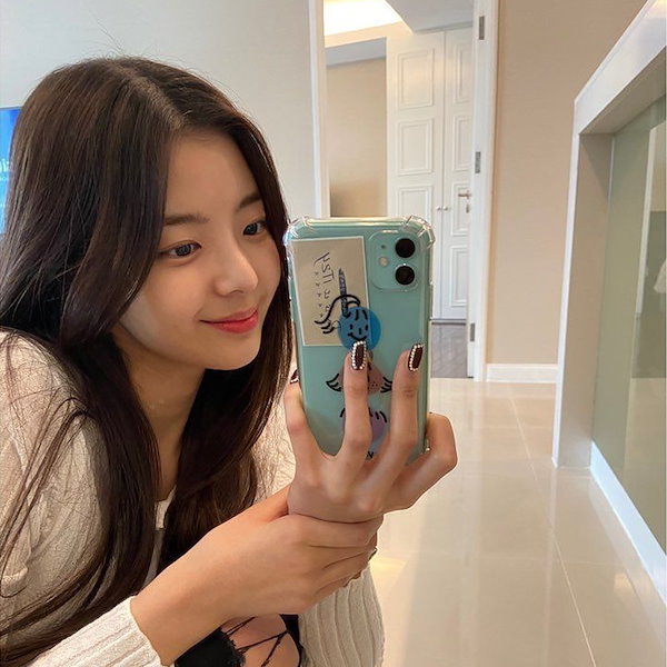 ITZY リア 14個セット Qoo10] [ITZY リア 着用] AKAN まる