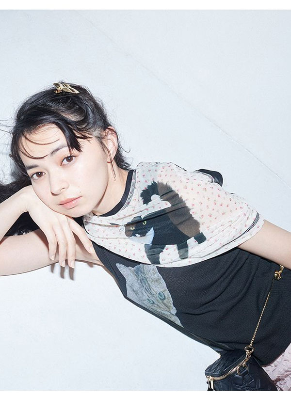 【即納】ファーファー FURFUR トップス 25春夏 【上國料萌衣コラボ】Oolong花柄Tシャツ ミドル丈 半袖 コラボ 猫 rwct252060