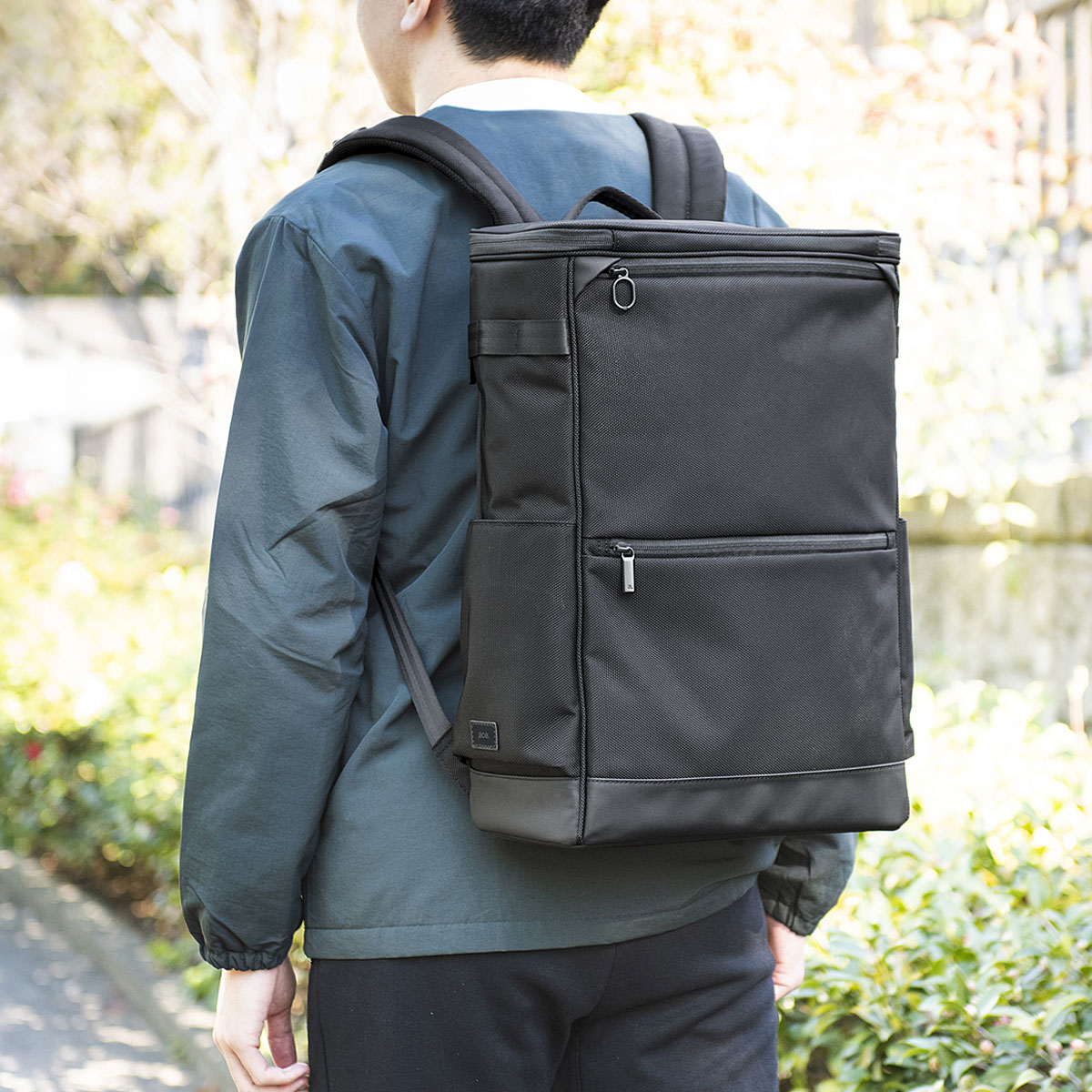 正規品5年保証 リュック ビジネス 通勤 通学 大容量 ボックス型 黒 シンプル 無地 ナイロン 大きめ ビジネス 旅行 PC タブレット B4 23L バフェクト 17623