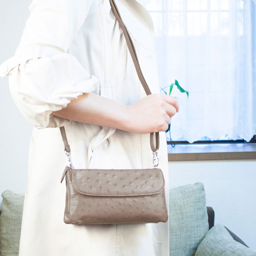 Costoromaオーストリッチ ポーチウォレット（モカ） お財布ポシェット ポーチウォレット ク