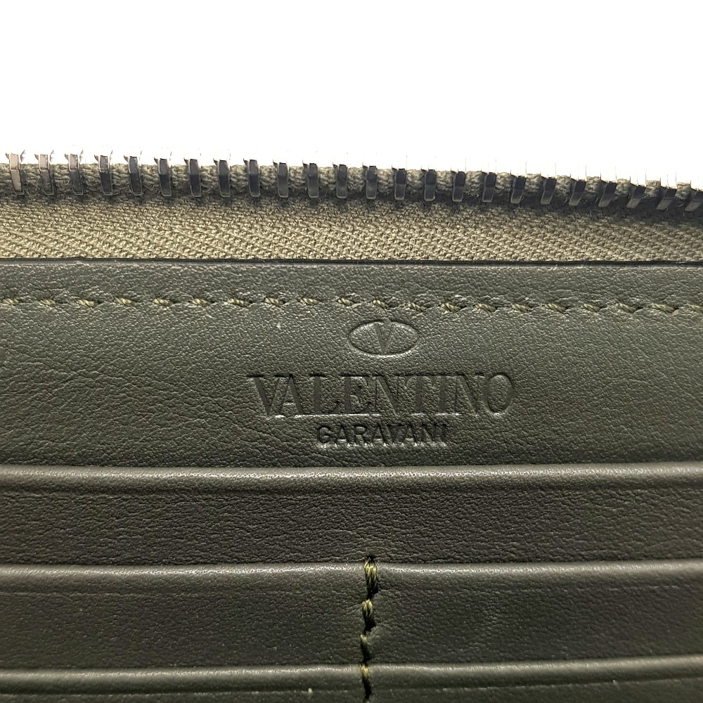 Valentino Garavani ヴァレンティノガラヴァーニ 長財布 VLTNプリント スタッズ ラウンドファスナー キャンバス/レザー カーキ系ホワイト