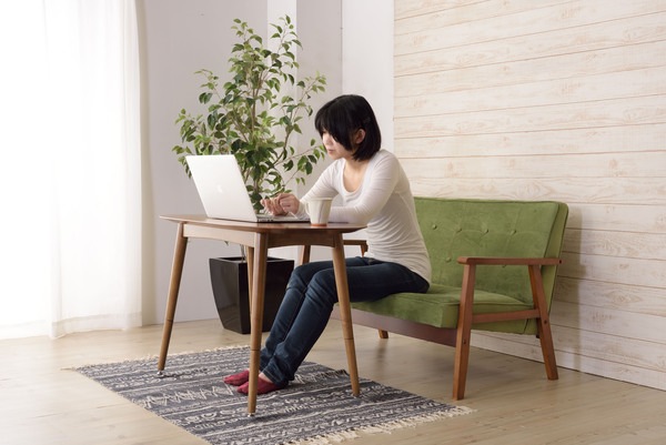 トムテ 2WAYテーブル TAC-251WAL 木製 ウォルナット アジャスター付 シンプル ダイニング テーブル キッチン 食卓 机 ナチュラル 家具 新生活 一人暮らし 引越 トムテ 2WAYテーブル TAC-251WAL 木製 ウォルナット アジャスター付 シンプル ダイニング テーブル キッチン 食卓 机 ナチュラル 家具 新生活 一人暮らし 引越