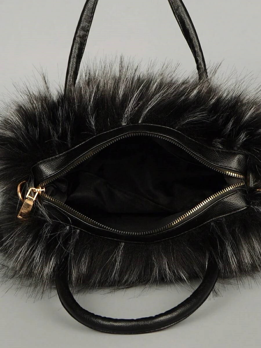 新作 毛むくじゅう女性用リストポーチふわふわウィンター クラッチバッグ大容量おしゃれなホワイト新作ファーバッグ 新作 毛むくじゅう女性用リストポーチふわふわウィンター クラッチバッグ大容量おしゃれなホワイト新作ファーバッグ