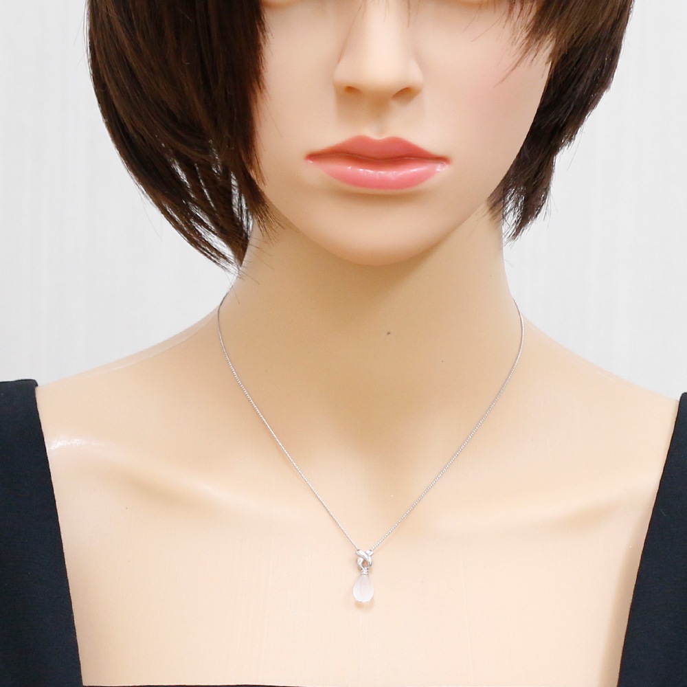 ネックレス Pt850プラチナ クォーツ 中古 美品 ネックレス Pt850プラチナ クォーツ 中古 美品