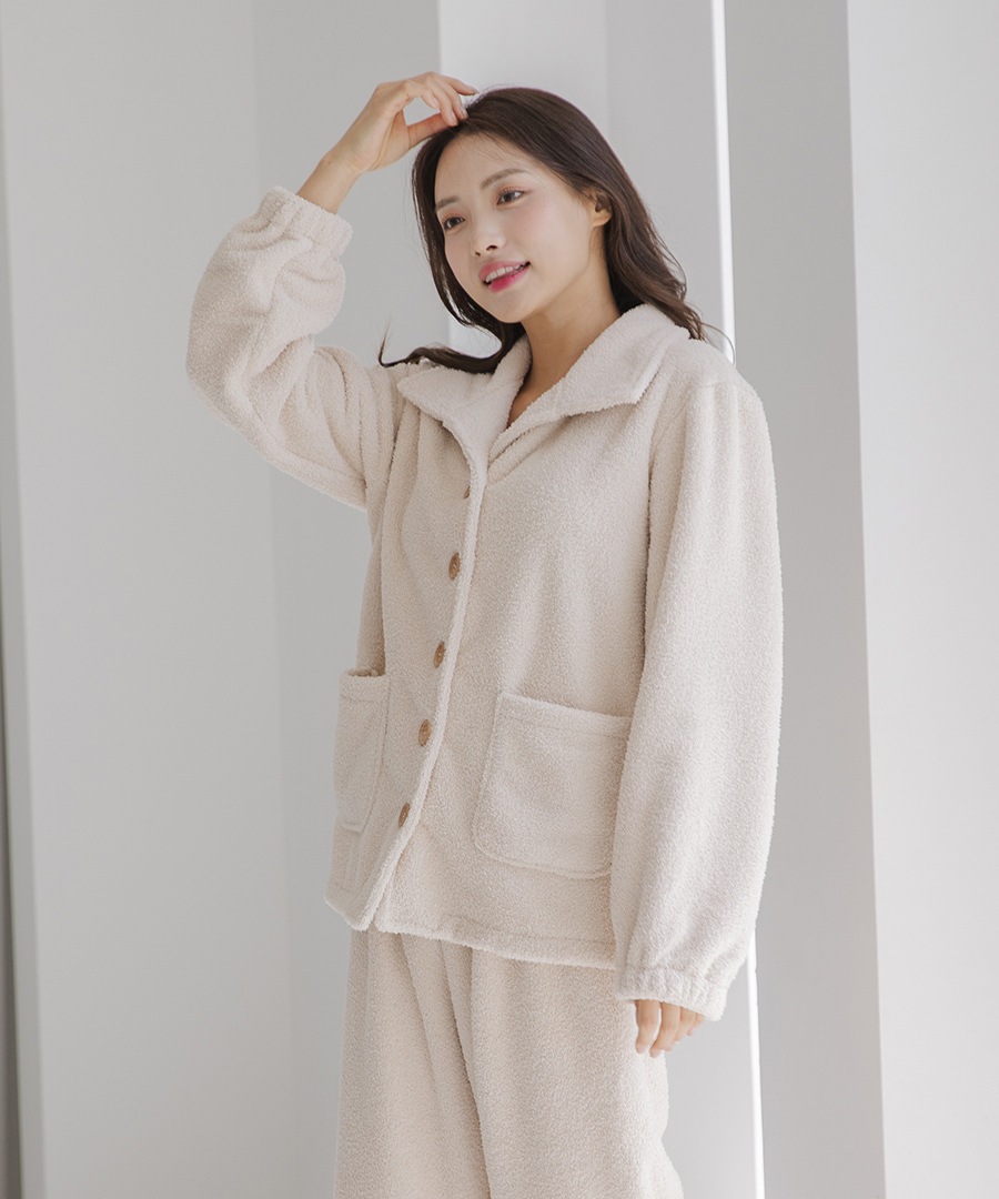 新作 秋冬現品パジャマ レディース 上下セット日本風 かわいい ホームウェア 女性用 保温厚手パジャマ ゆったり柔らか肌触り 寝巻 きセット ルームウェア 新作 秋冬現品パジャマ レディース 上下セット日本風 かわいい ホームウェア 女性用 保温厚手パジャマ ゆったり柔らか肌触り 寝巻 きセット ルームウェア