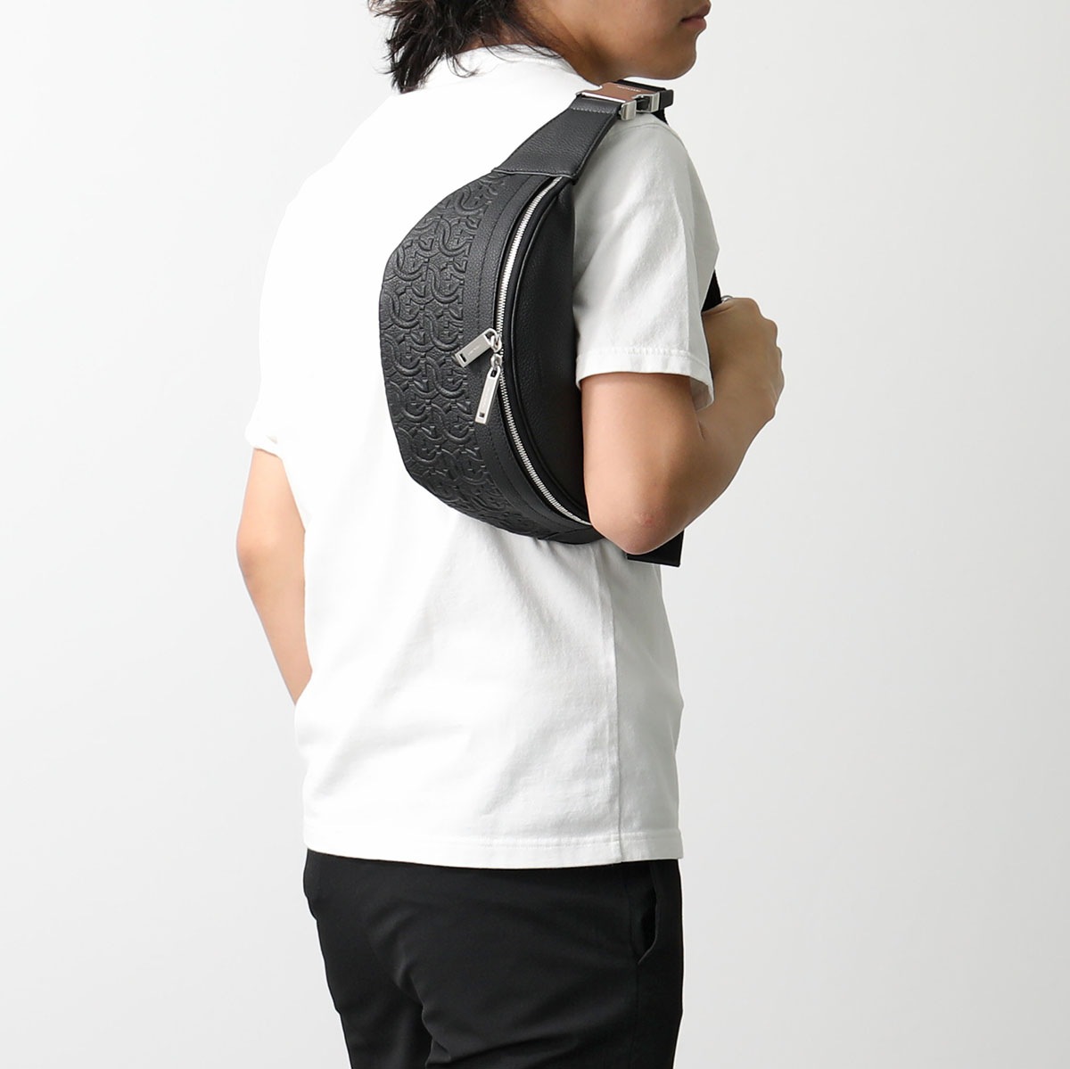 FERRAGAMO フェラガモ ボディバッグ 24 1489 メンズ ベルトバッグ レザー ガンチーニ モノグラム ウエストポーチ 鞄 769612/NERO FERRAGAMO フェラガモ ボディバッグ 24 1489 メンズ ベルトバッグ レザー ガンチーニ モノグラム ウエストポーチ 鞄 769612/NERO